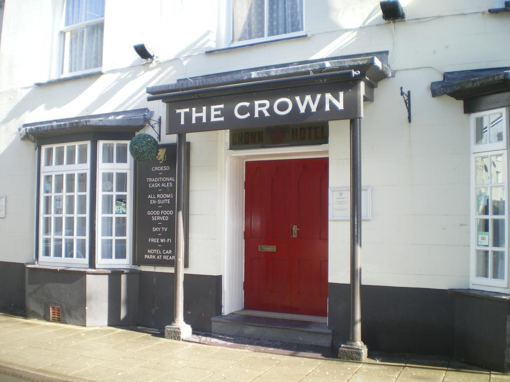 Crown Hotel 풀헬리 외부 사진